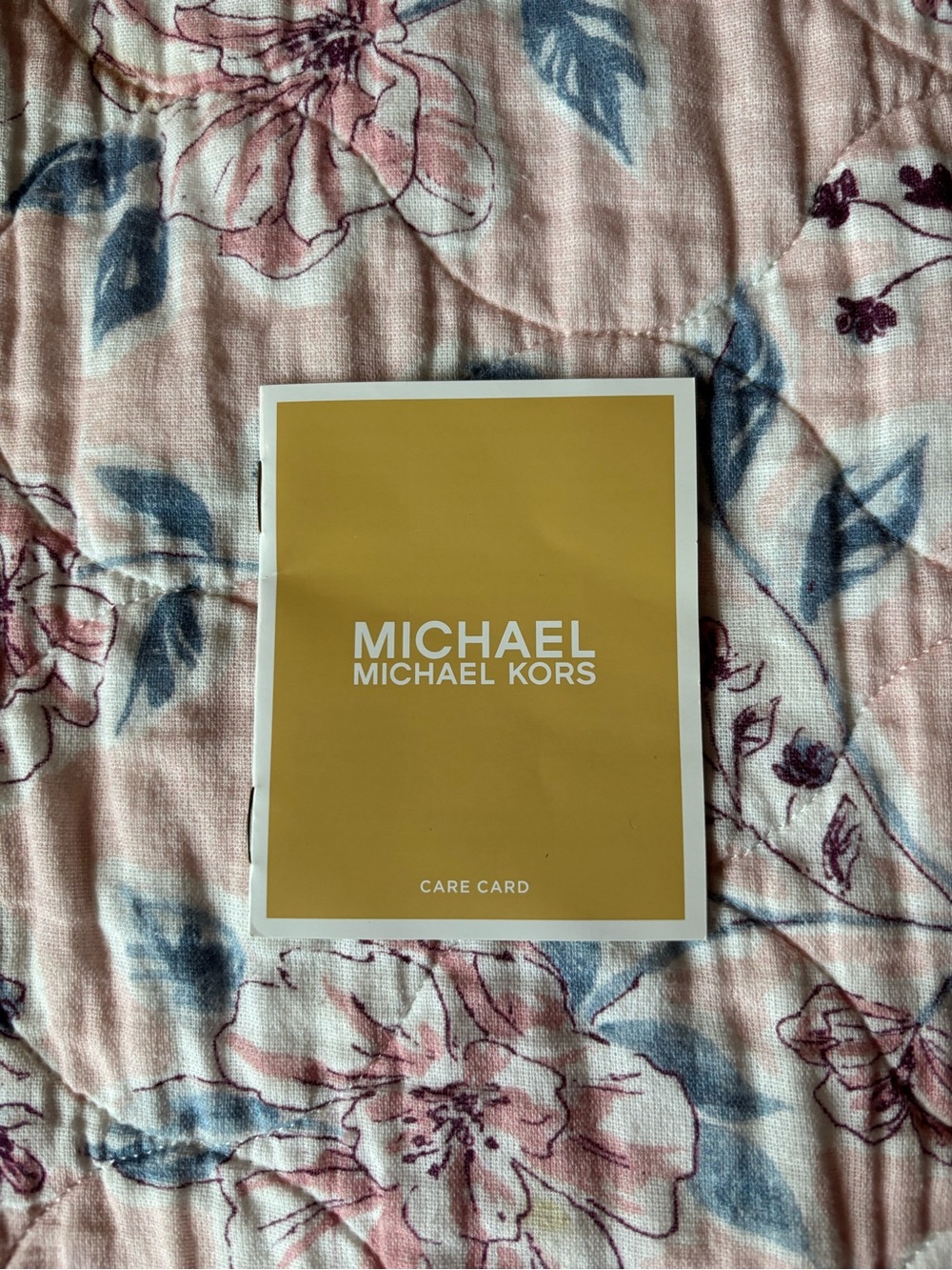 Michael Kors Card Case - Picture 3 of 4